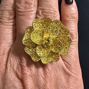 Park Lane Sparkling Gold Flower Ring